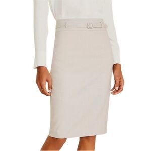 🪝Ann Taylor The Belted Pencil Skirt, Khaki, 12